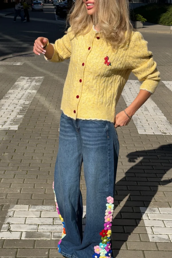 flower jeans